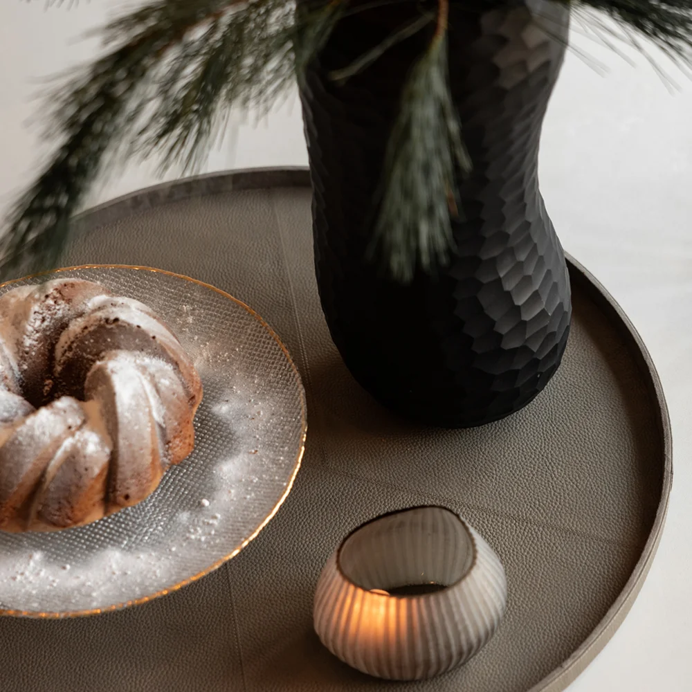 Chamada leren dienblad rond effen XL taupe bij Duifhuizen