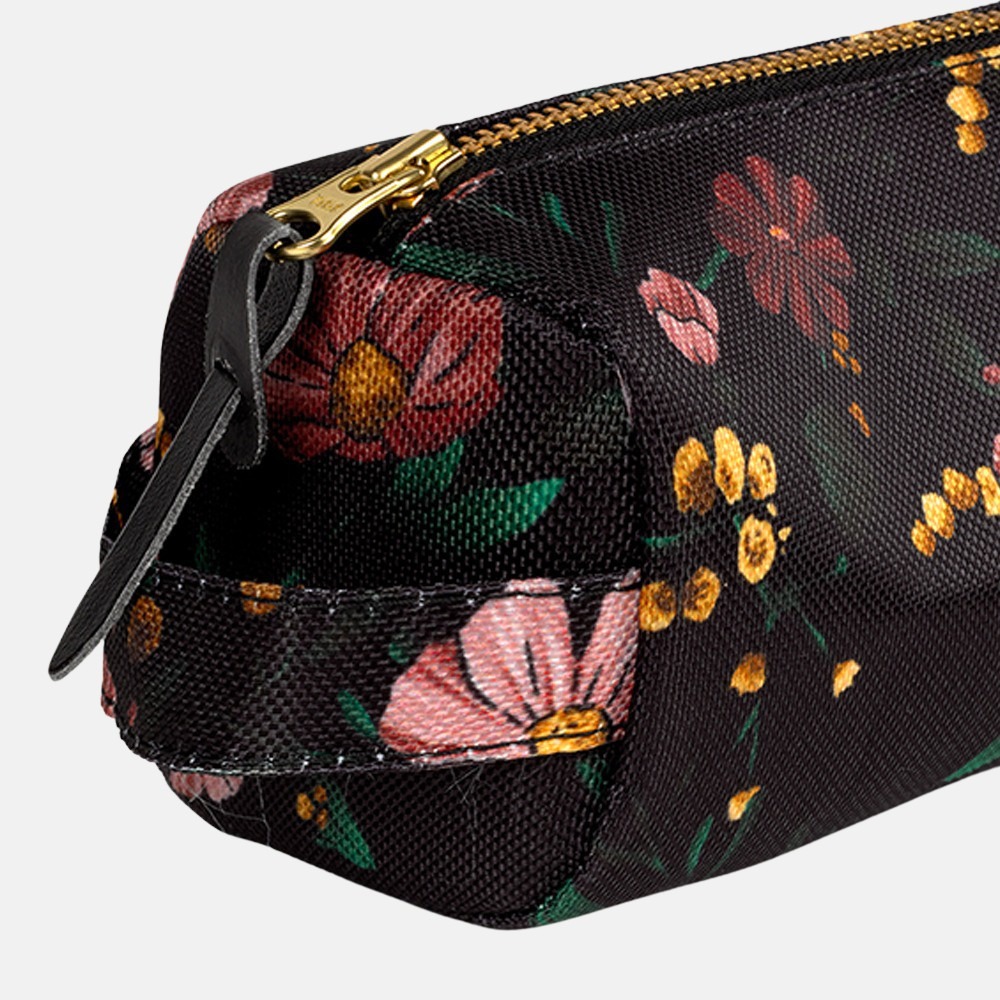 WOUF etui Black Flowers bij Duifhuizen
