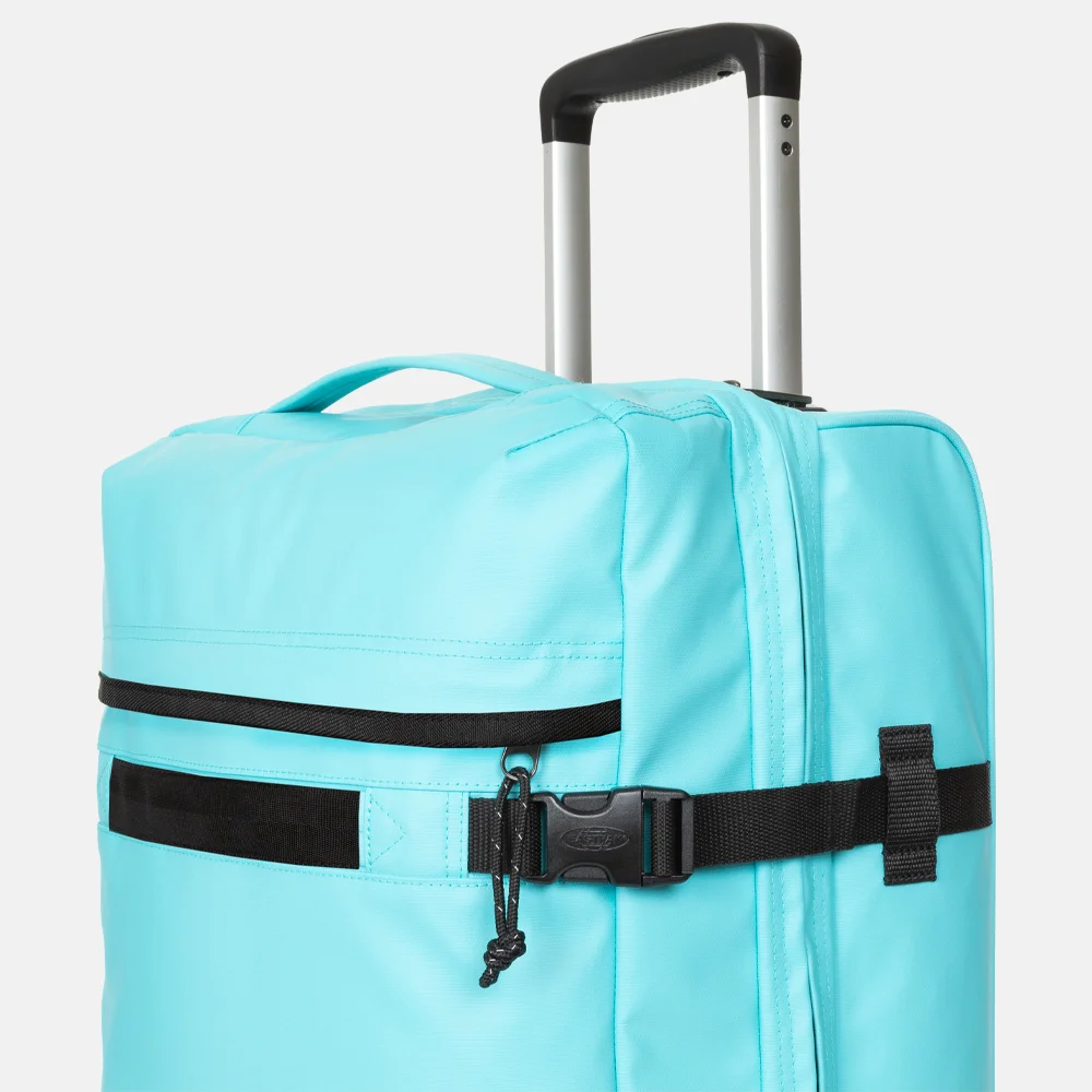 Eastpak Transit'r reistas op wielen S tarp sea bij Duifhuizen