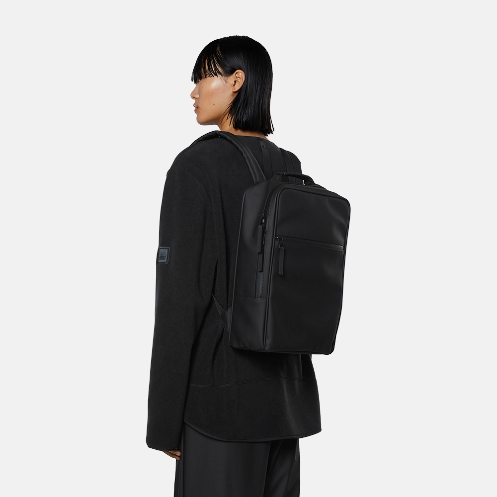 Rains Book Backpack rugzak 13 inch black bij Duifhuizen
