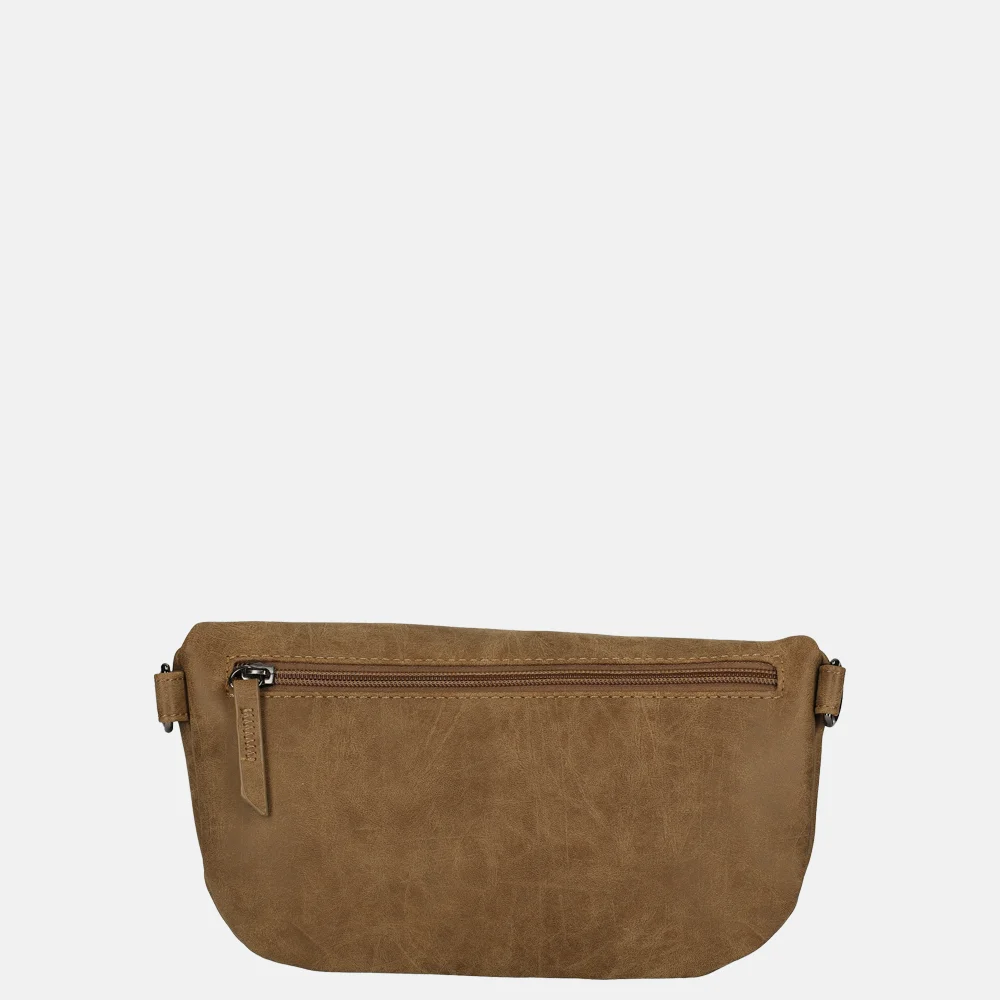 Enrico Benetti heuptas camel bij Duifhuizen