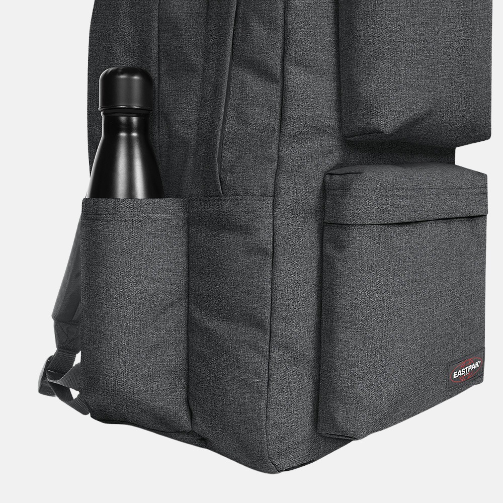 Eastpak Parton rugzak 15 inch black denim bij Duifhuizen