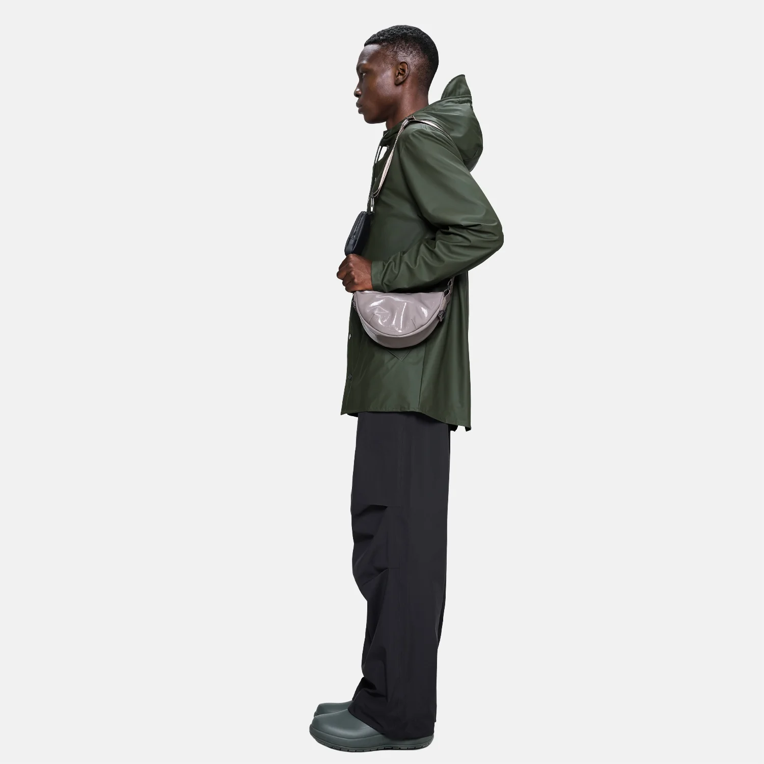 Rains Valera crossbody tas cinder glaze bij Duifhuizen