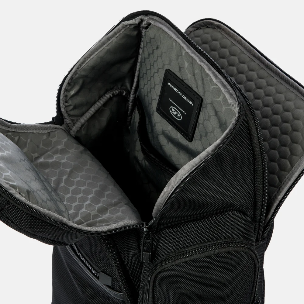 Porsche Design Evo laptoprugzak M black bij Duifhuizen