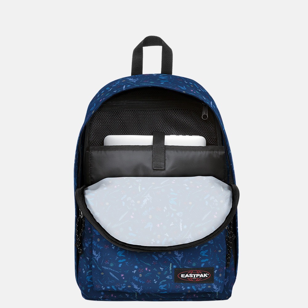 Eastpak Out of Office rugzak 14 inch herbs navy bij Duifhuizen