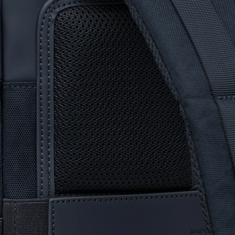 Kapten & Son Bergen Pro rugzak navy blue bij Duifhuizen