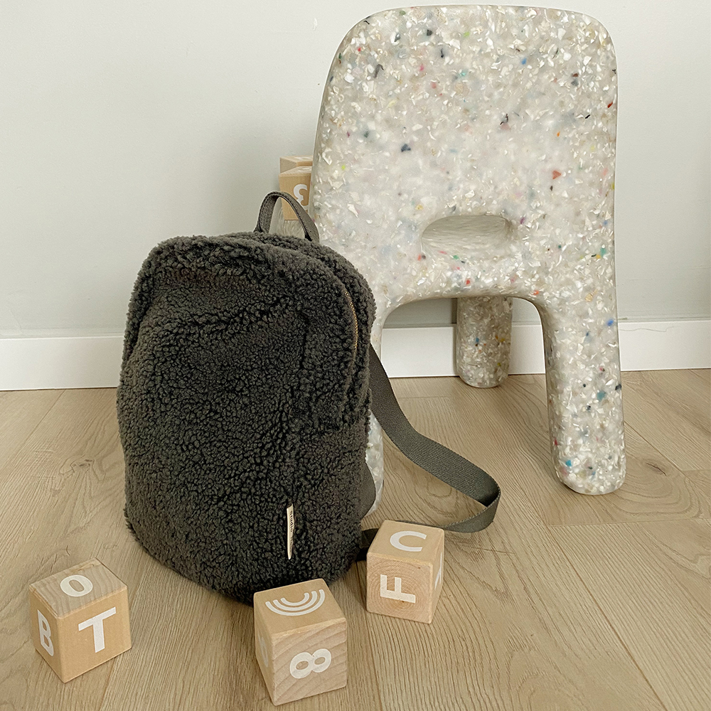 Studio Noos Chunky kinderrugzak dark grey bij Duifhuizen