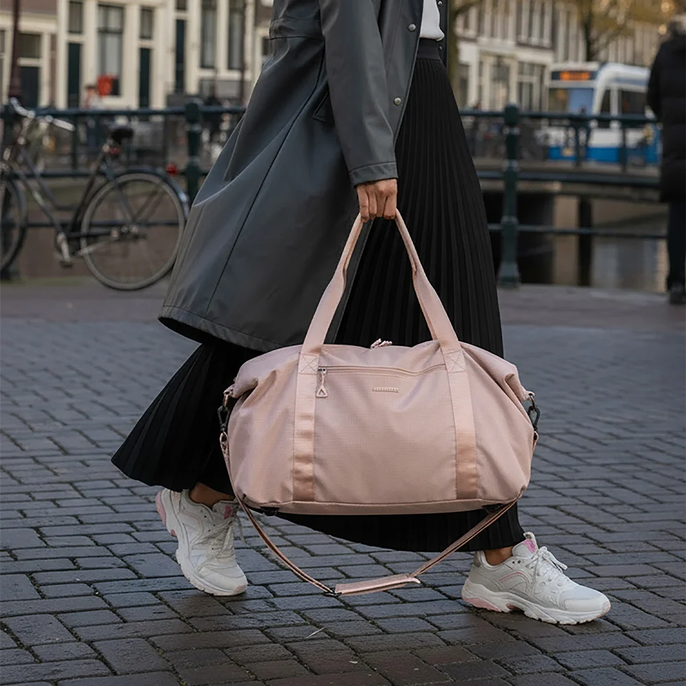 Enrico Benetti Luzern weekendtas/sporttas 55 cm pink bij Duifhuizen