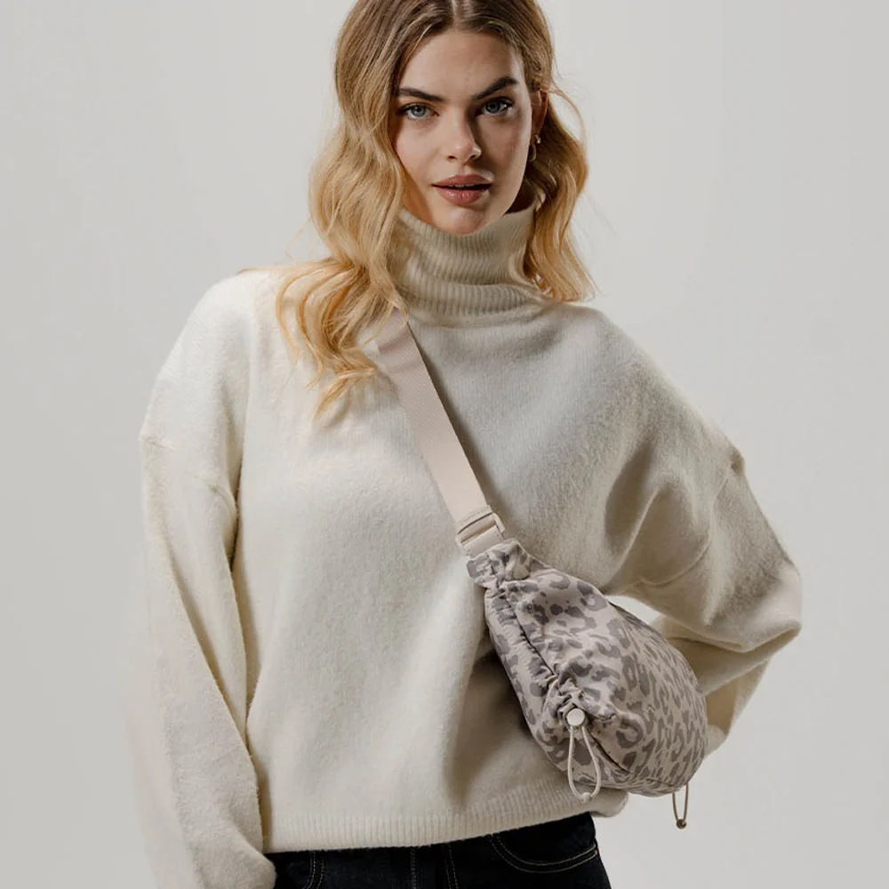 Kapten & Son Skara LEO crossbody tas S leopard bij Duifhuizen