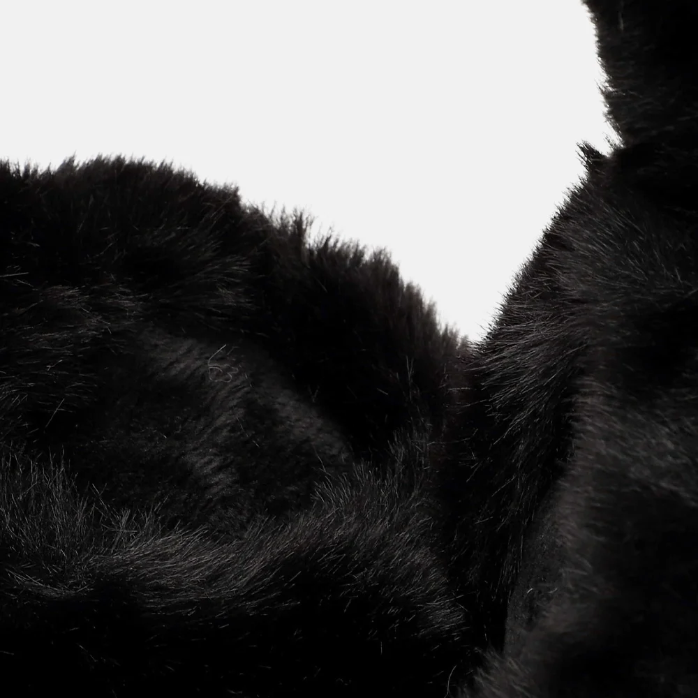 Emily & Noah Hara muts/oorwamers faux fur black bij Duifhuizen