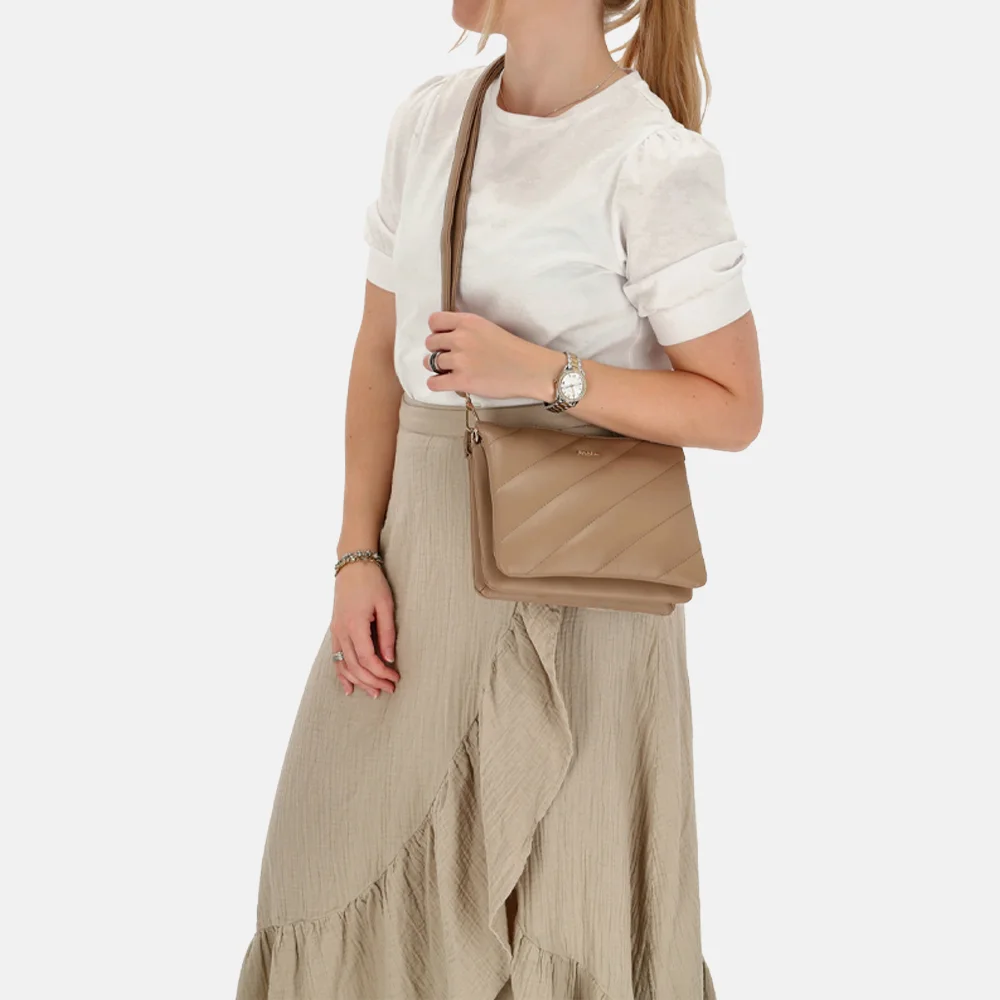 Charm London Via Dante crossbody tas taupe bij Duifhuizen