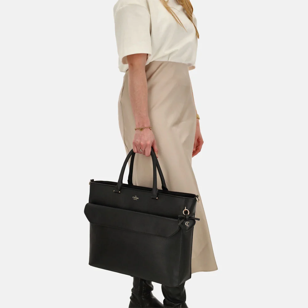 Charm London handtas 15 inch zwart bij Duifhuizen