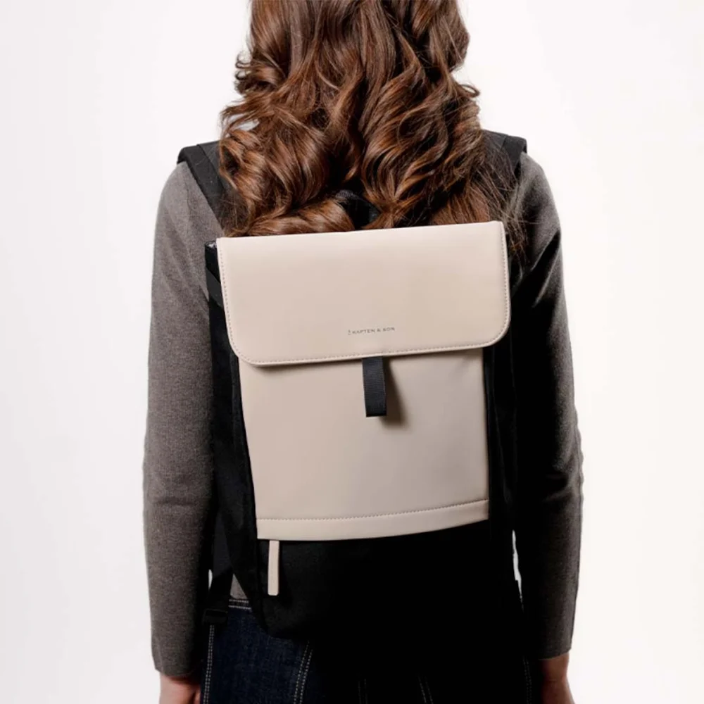 Kapten & Son Fyn Pro rugzak 15 inch cream black bij Duifhuizen