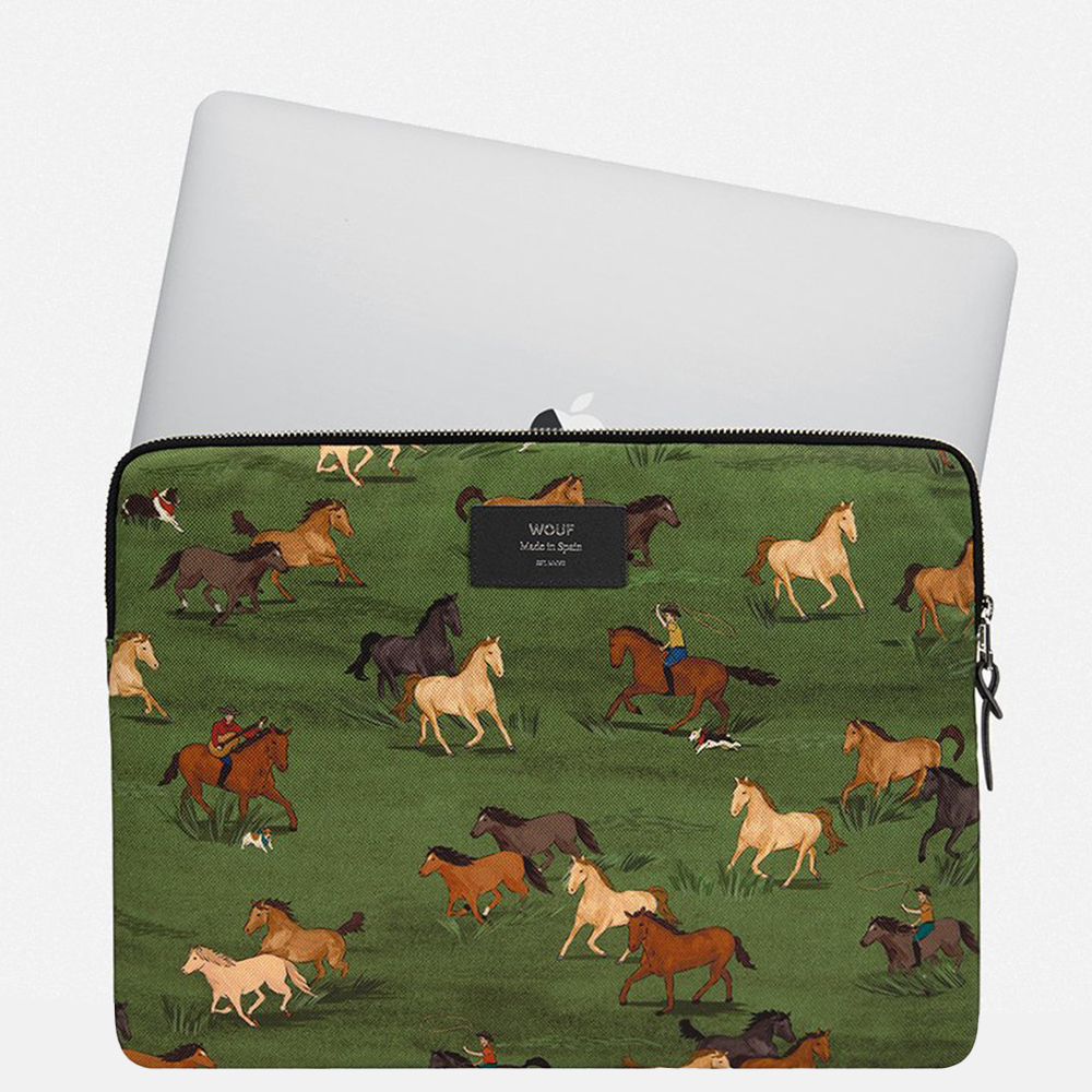 WOUF laptophoes 13 inch Uruguay bij Duifhuizen