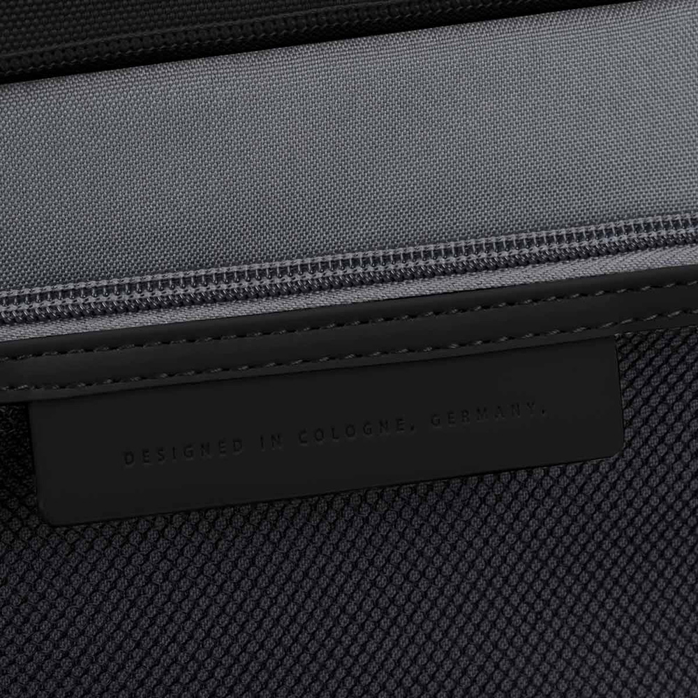 Kapten & Son Aalborg rugzak 14 inch all black bij Duifhuizen
