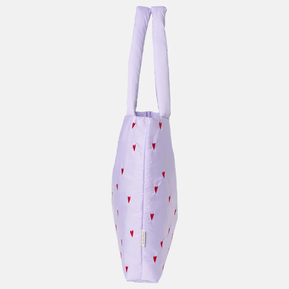 Studio Noos Puffy Mom bag shopper purple hearts bij Duifhuizen