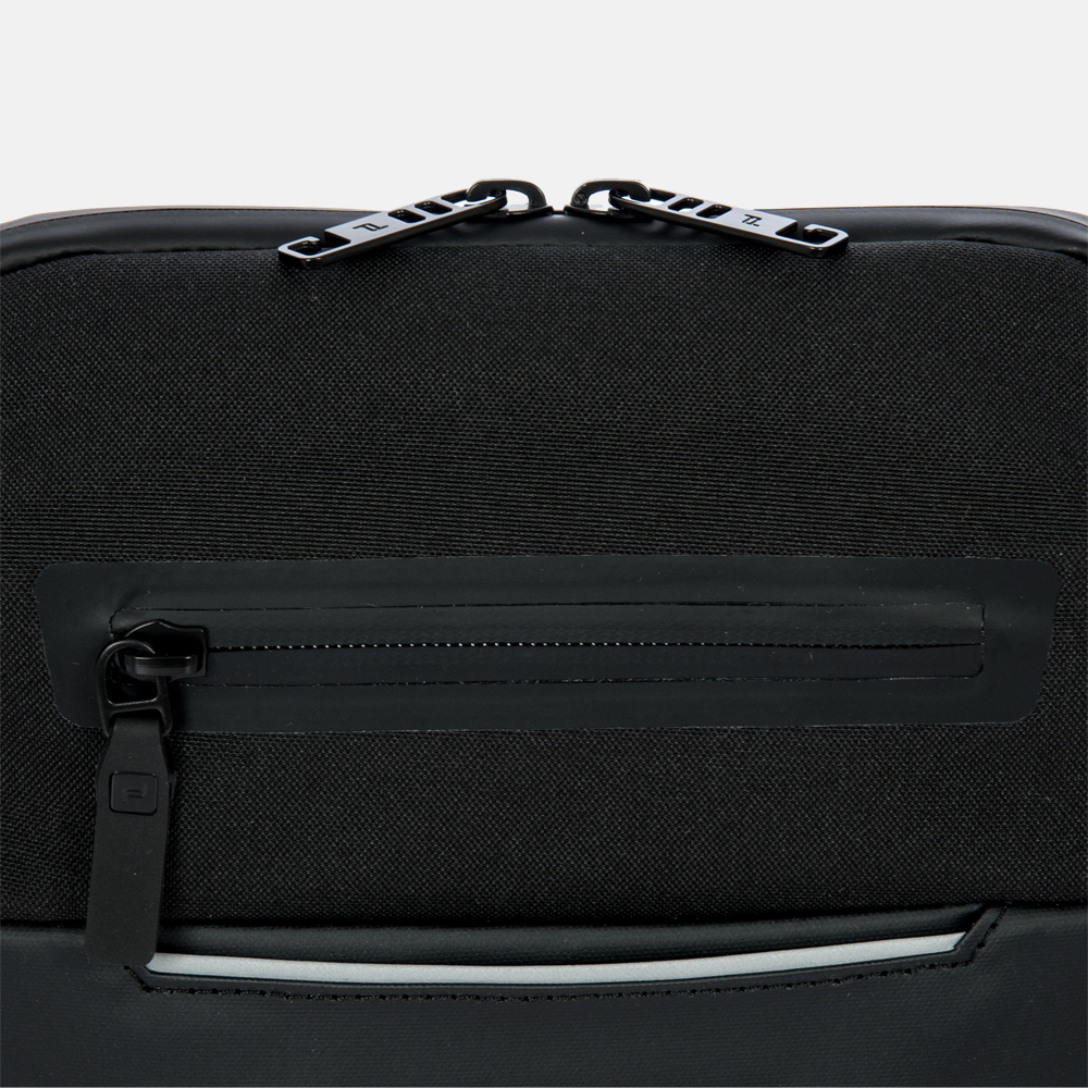 Porsche Design Urban Eco schoudertas S black bij Duifhuizen