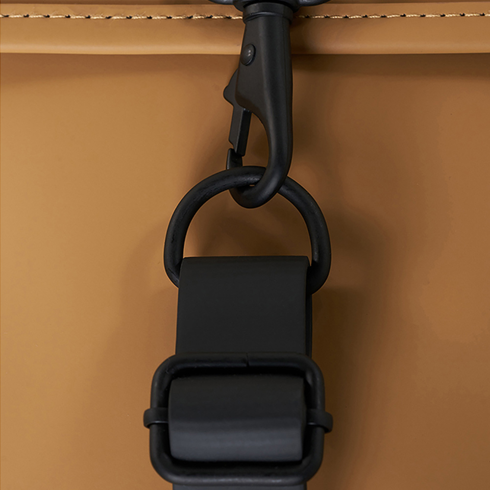 Rains rugzak 15 inch khaki bij Duifhuizen