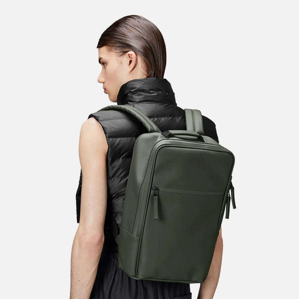 Rains Book Backpack rugzak 13 inch green bij Duifhuizen