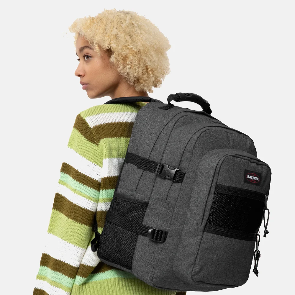 Eastpak Suplyer laptoprugzak 16 inch black denim bij Duifhuizen