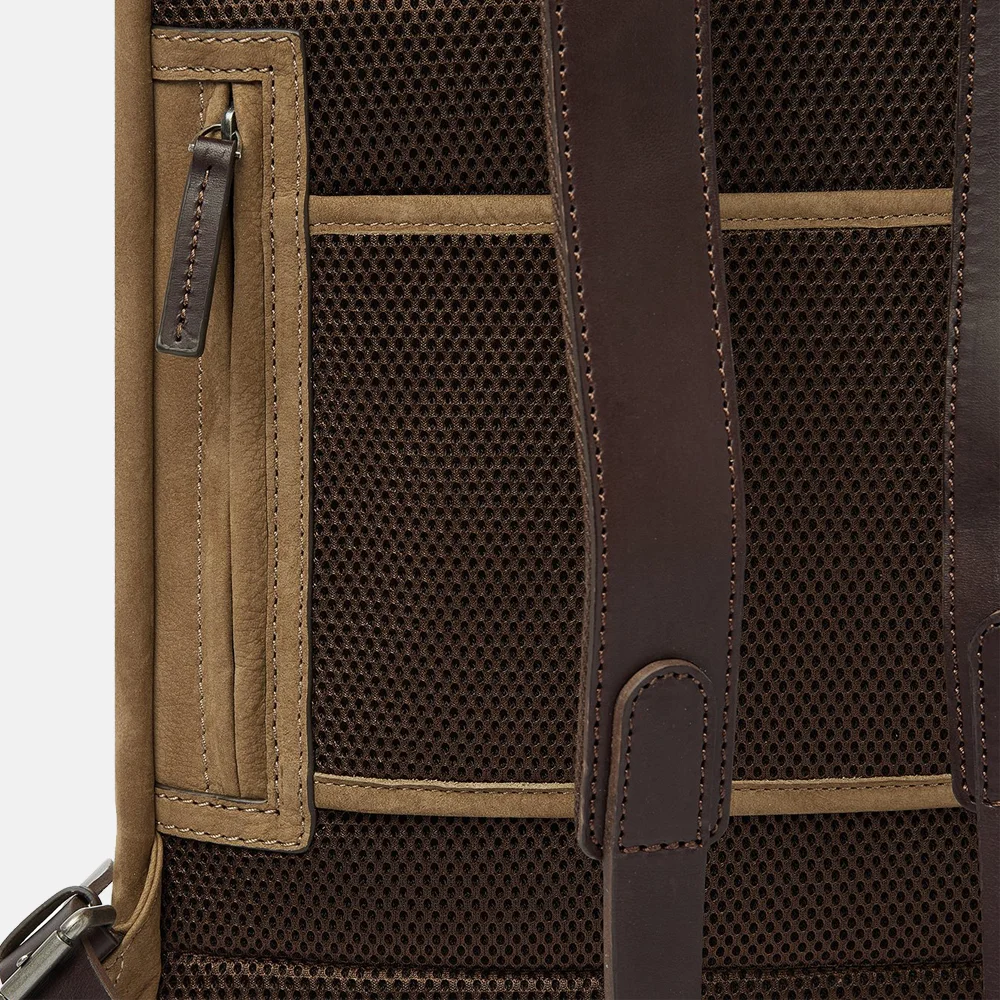 Castelijn en Beerens Nubuck rugzak 15 inch taupe bij Duifhuizen