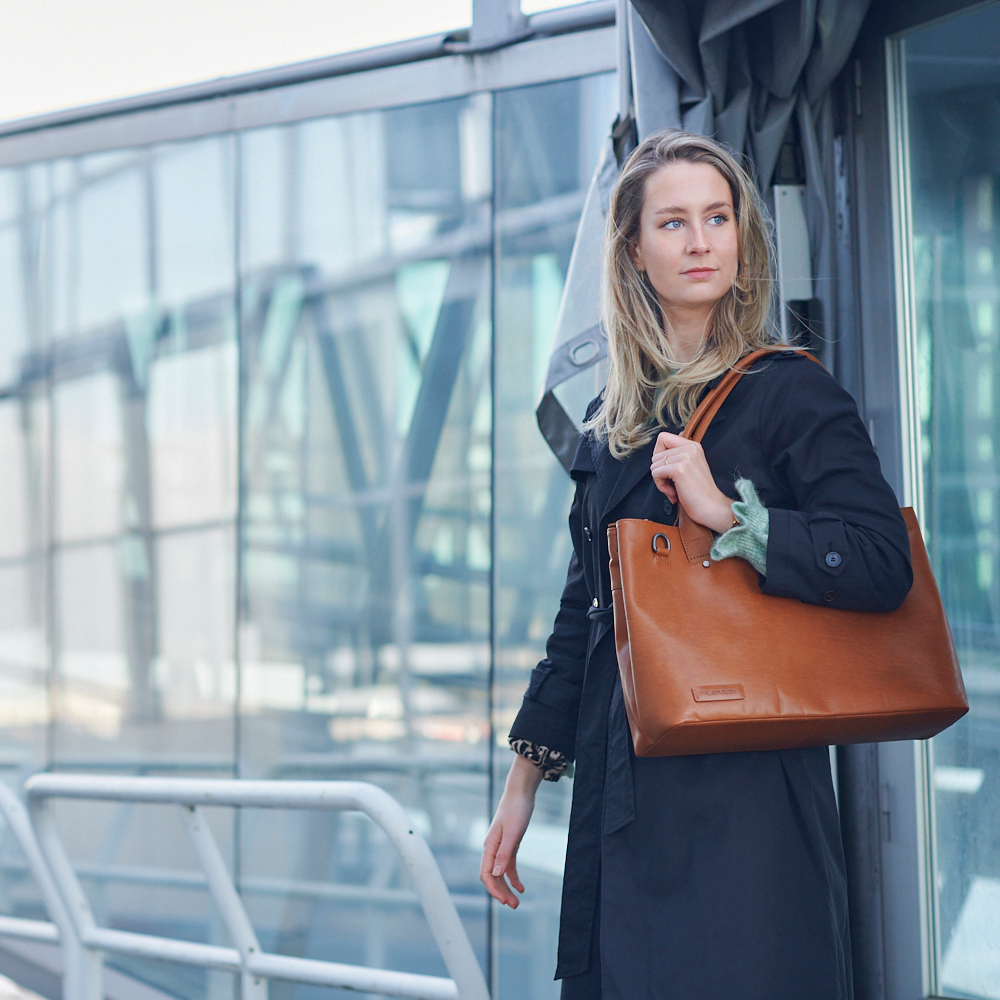 Plevier Amber shopper 15 inch cognac bij Duifhuizen