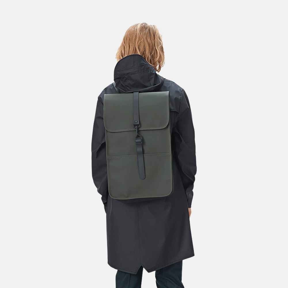 Rains rugzak mini green bij Duifhuizen