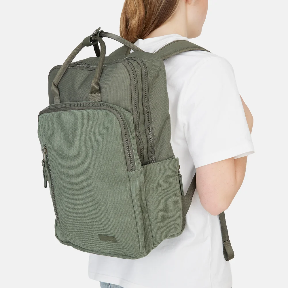 New Rebels Milwaukee rugzak ribby sage green bij Duifhuizen