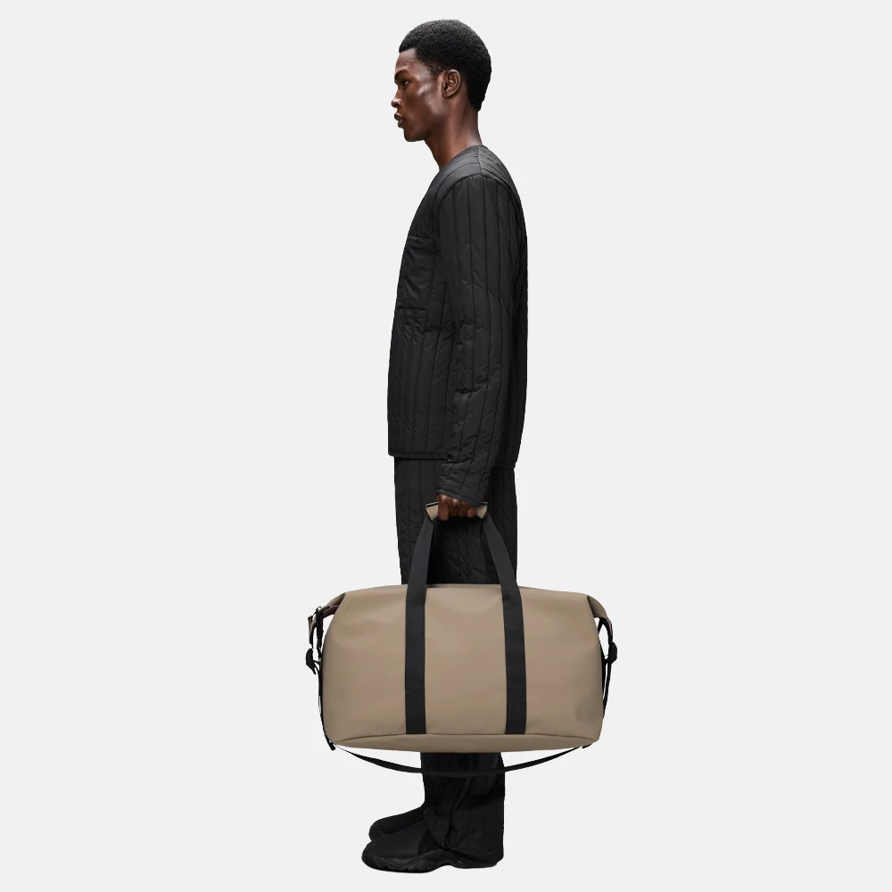 Rains Milo weekendtas beige bij Duifhuizen