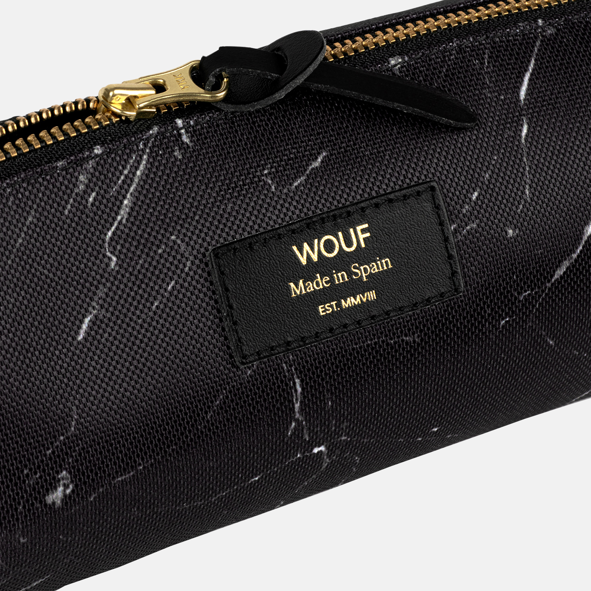 WOUF etui Black Marble bij Duifhuizen