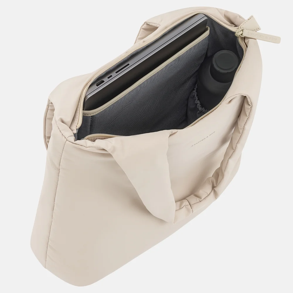 Kapten & Son Skara Cloud shopper 14 inch sandstone bij Duifhuizen