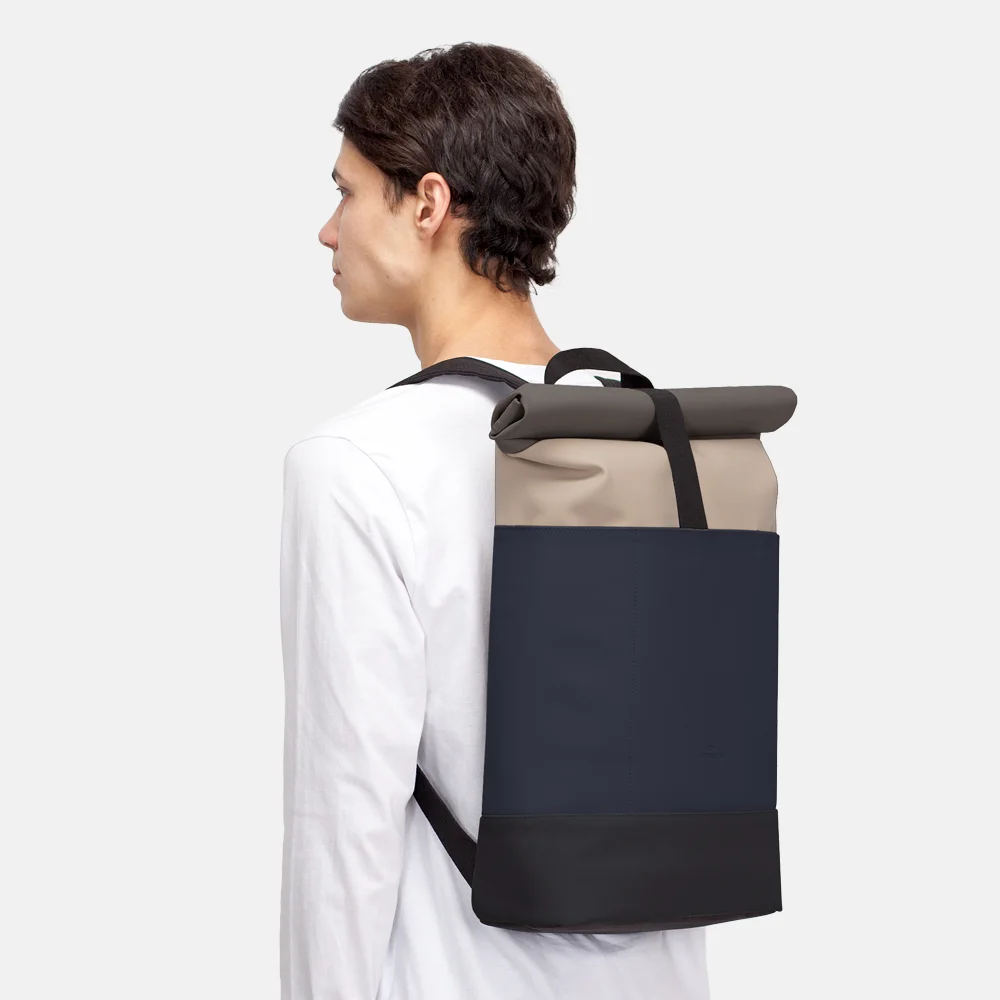 Ucon Acrobatics Hajo Lotus rugzak 15.4 inch nude/dark navy bij Duifhuizen