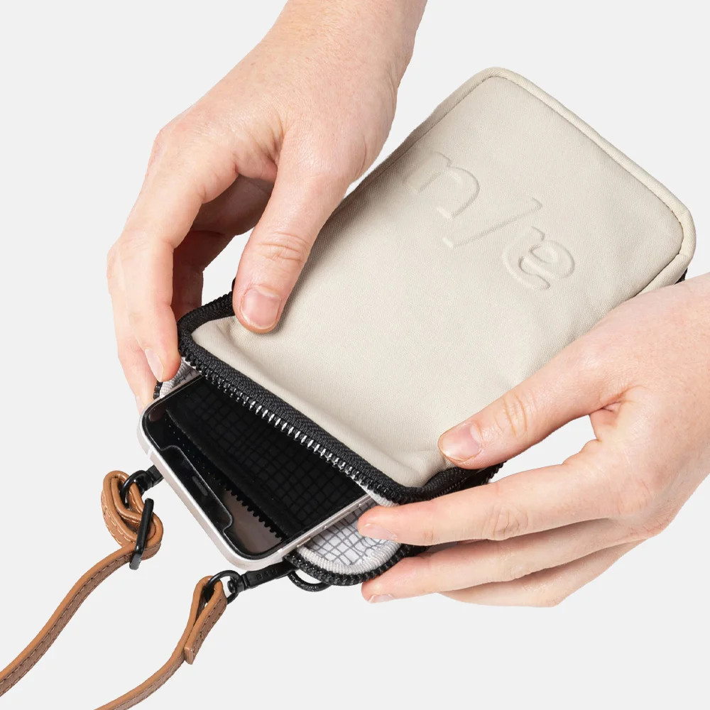 Aunts and Uncles Japan Uji telefoontas dust bij Duifhuizen