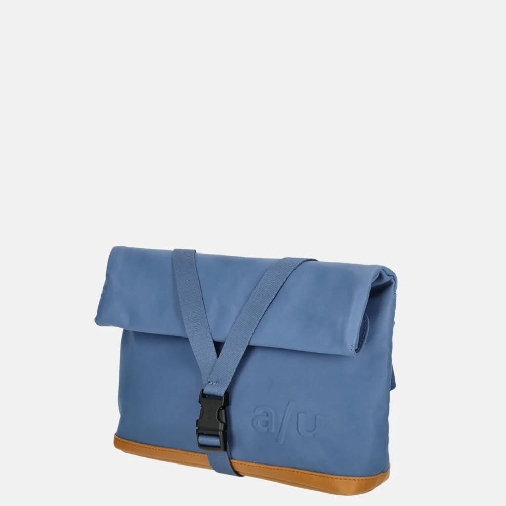 Aunts and Uncles Japan Yao rolltop crossbody tas blue jeans bij Duifhuizen