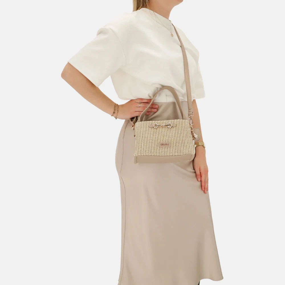 Charm London Santorini handtas S taupe bij Duifhuizen
