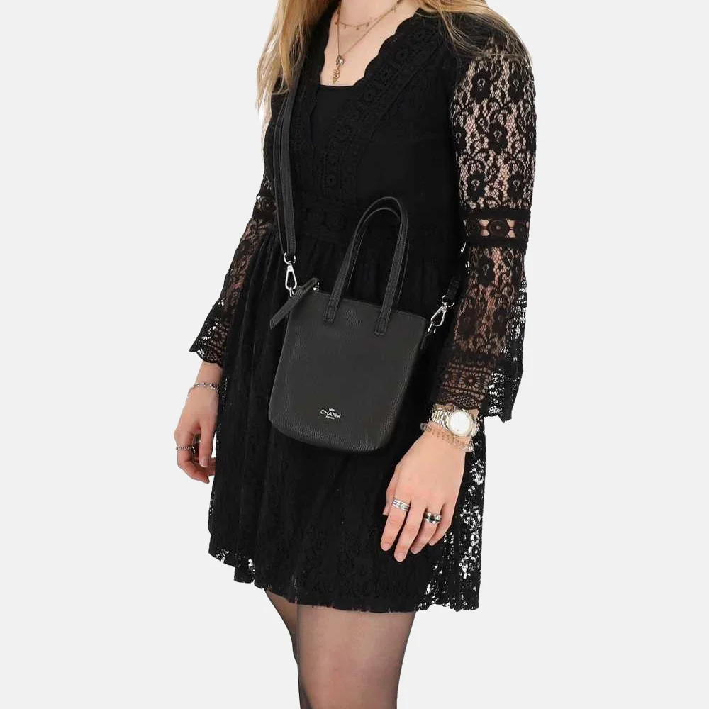 Charm London crossbody tas zwart bij Duifhuizen