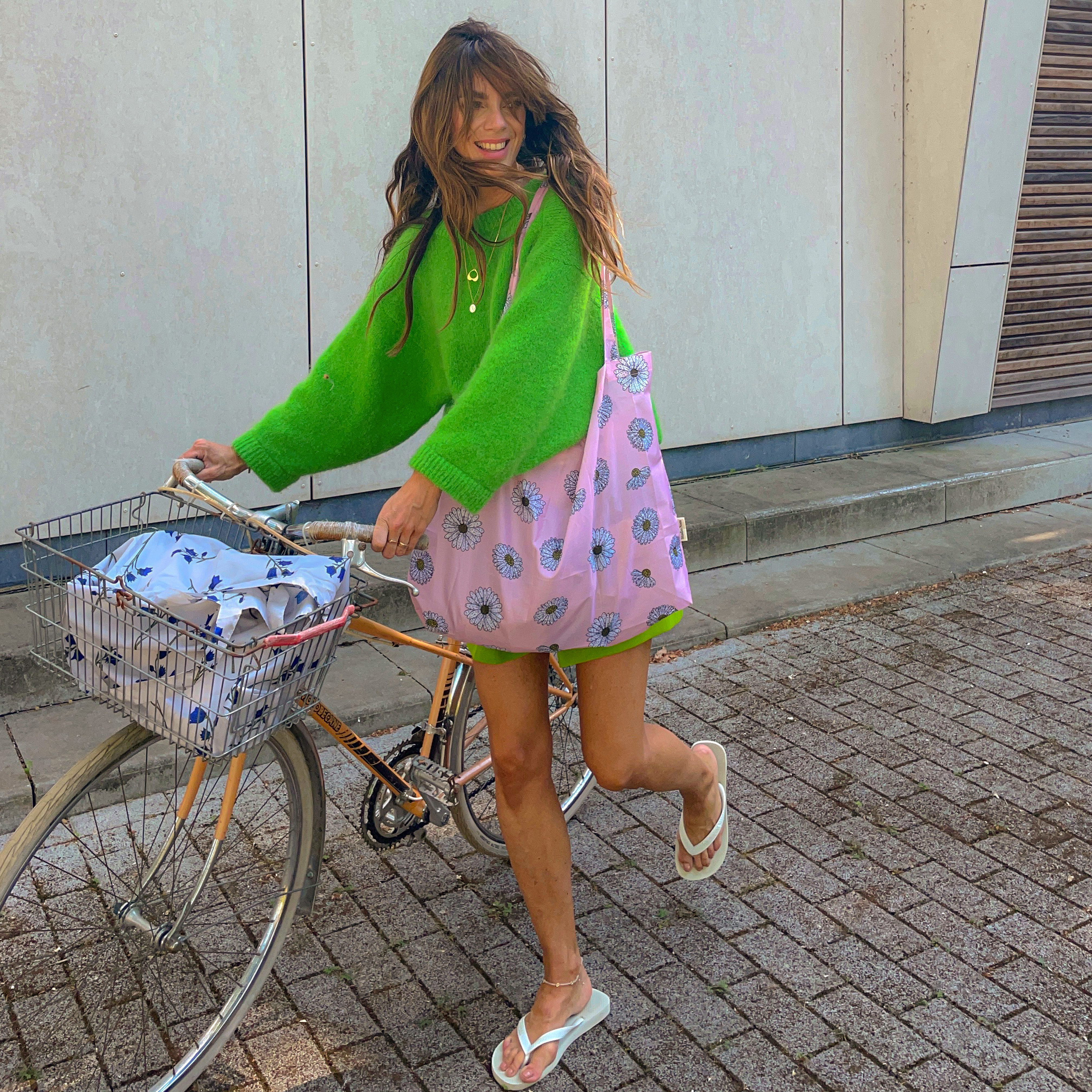 Studio Noos Grocery Bag daisies bij Duifhuizen