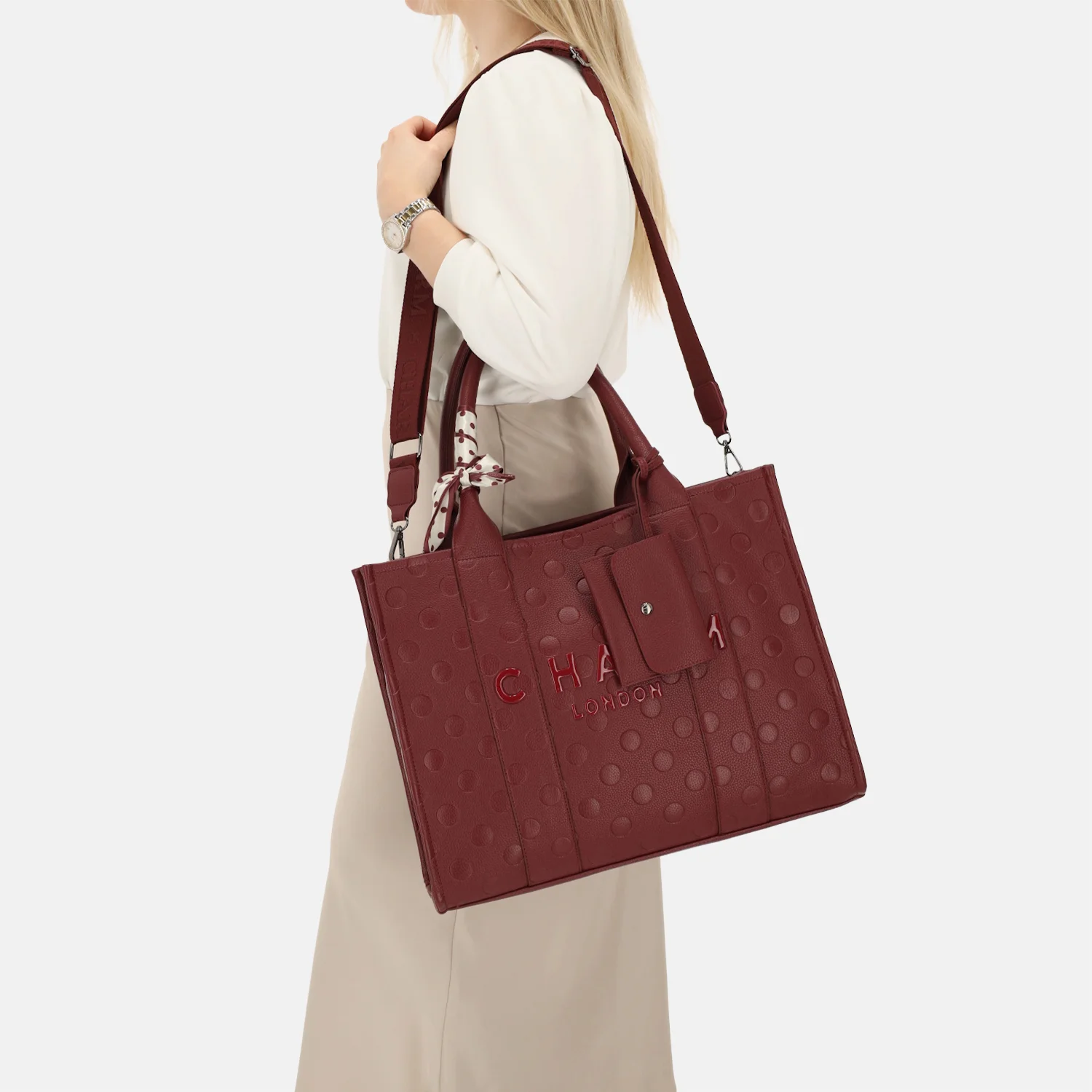 Charm London Bond Avenue handtas 15 inch polkadot bordeaux bij Duifhuizen