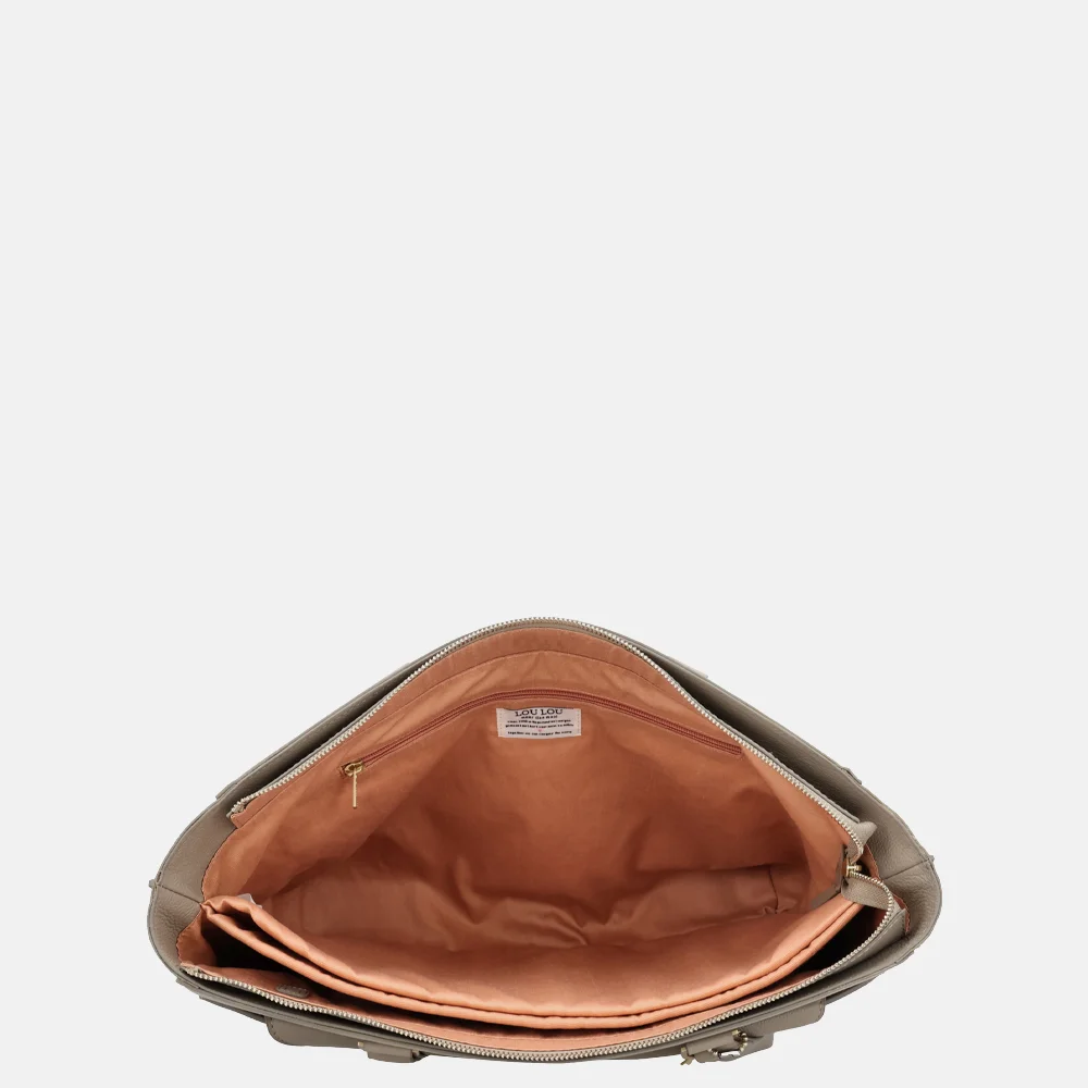 Loulou Essentiels Celine shopper 15.6 inch soft sepia bij Duifhuizen