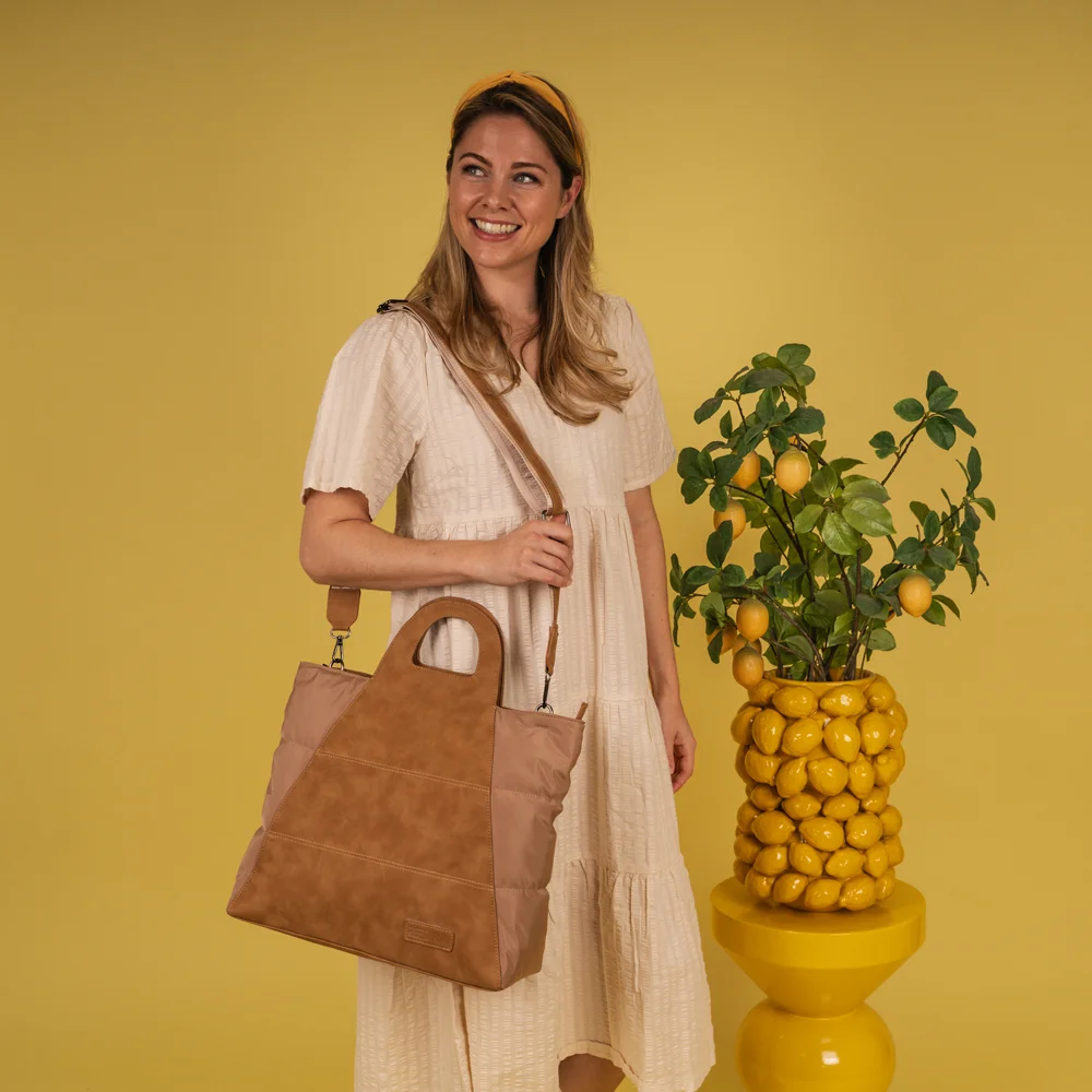 Zebra Trends Selene handtas M camel bij Duifhuizen