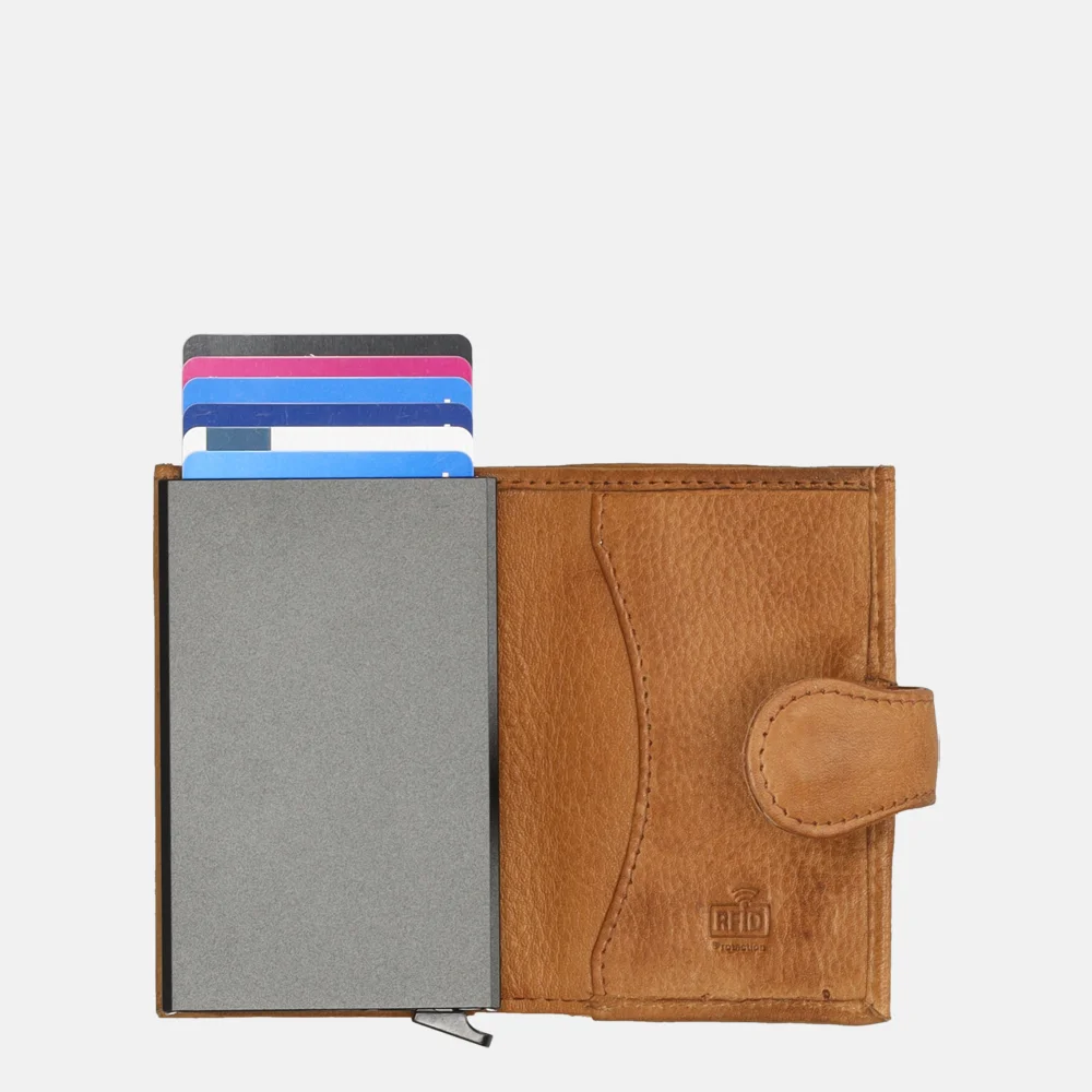 Bear Design pasjeshouder cognac bij Duifhuizen