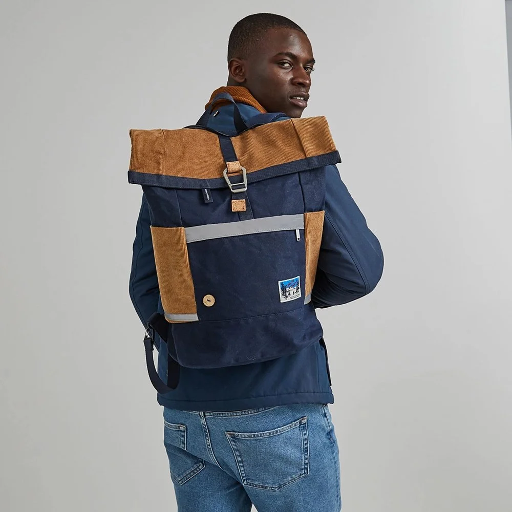 Faguo Cycling  rugzak medium 16 inch navy bij Duifhuizen