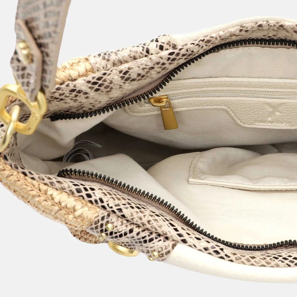 Suri Frey Harley buideltas sand bij Duifhuizen