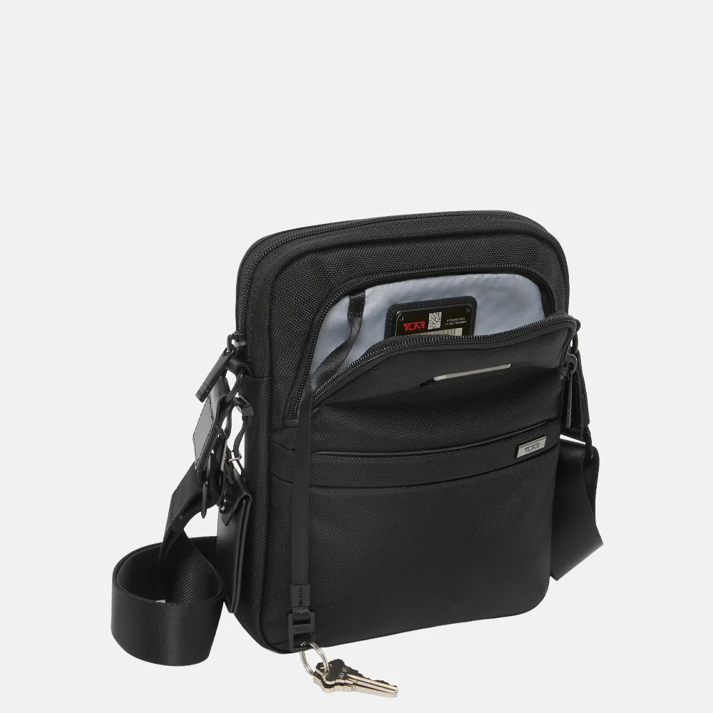 Tumi Alpha crossbody tas M black bij Duifhuizen