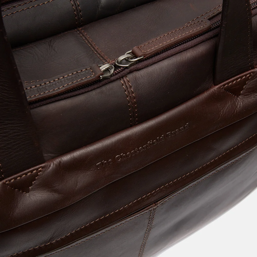 Chesterfield Ryan laptoptas 17 inch dark brown bij Duifhuizen