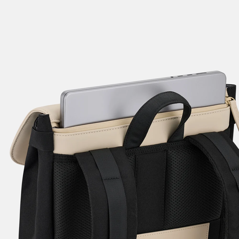 Kapten & Son Fyn Pro rugzak 15 inch cream black bij Duifhuizen