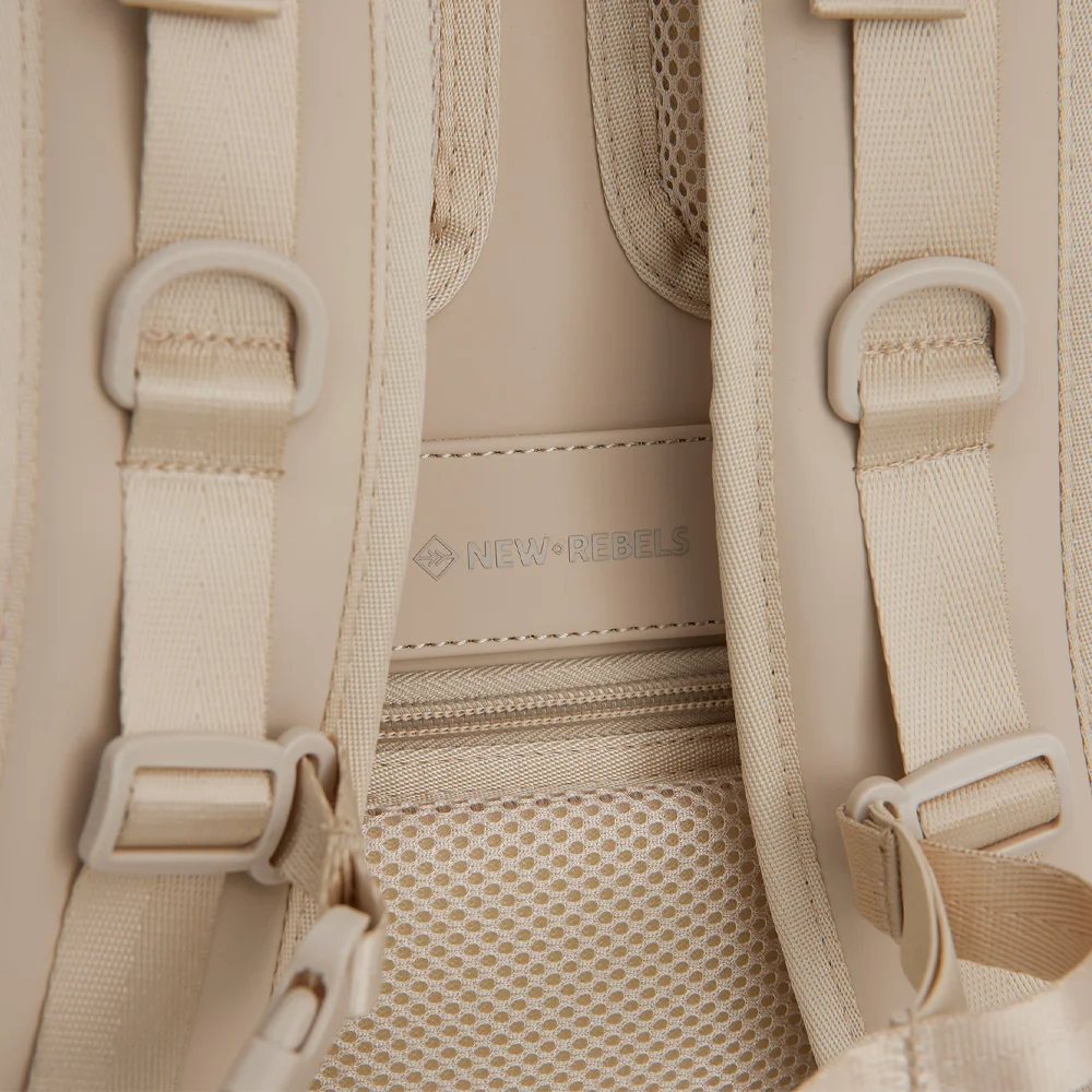 New Rebels Jessi Womby underseater beige bij Duifhuizen