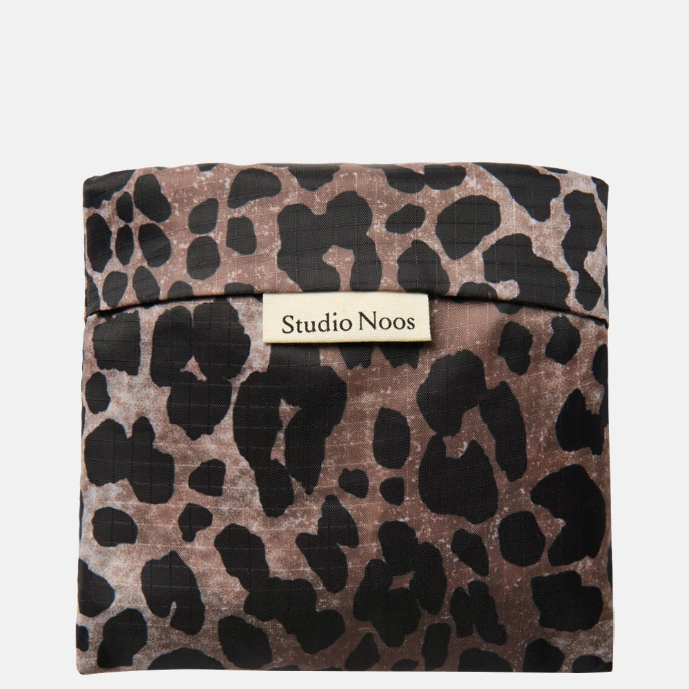 Studio Noos grocery bag shopper leopard bij Duifhuizen