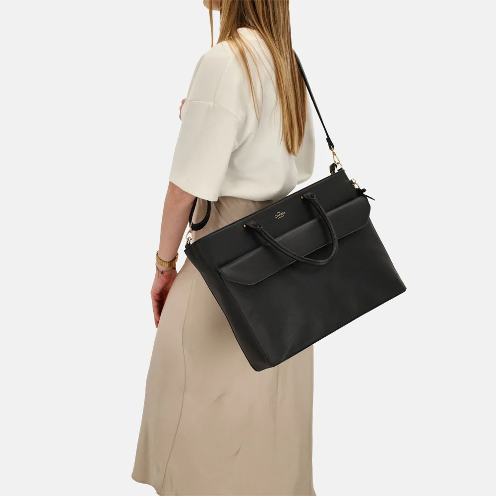 Charm London handtas 15 inch zwart bij Duifhuizen