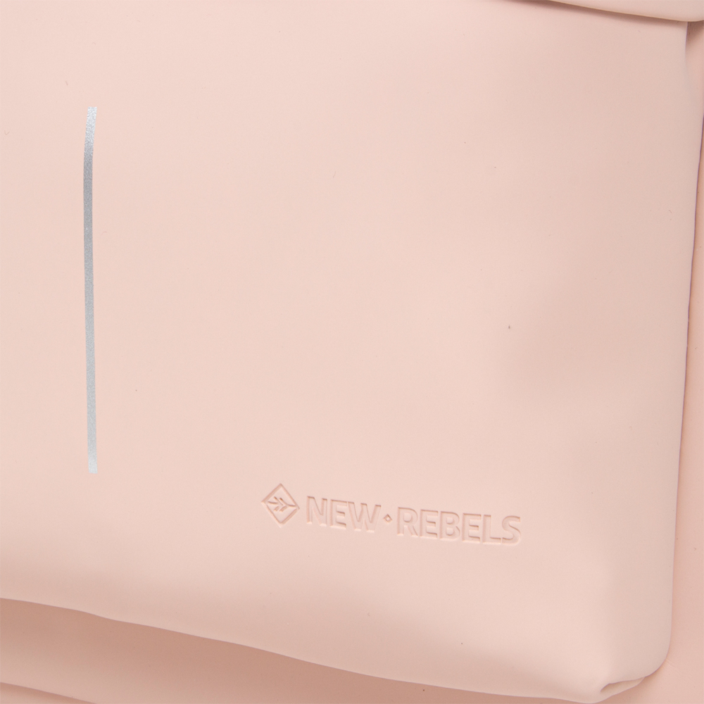 New Rebels Mart rugzak 13.3 inch soft pink bij Duifhuizen